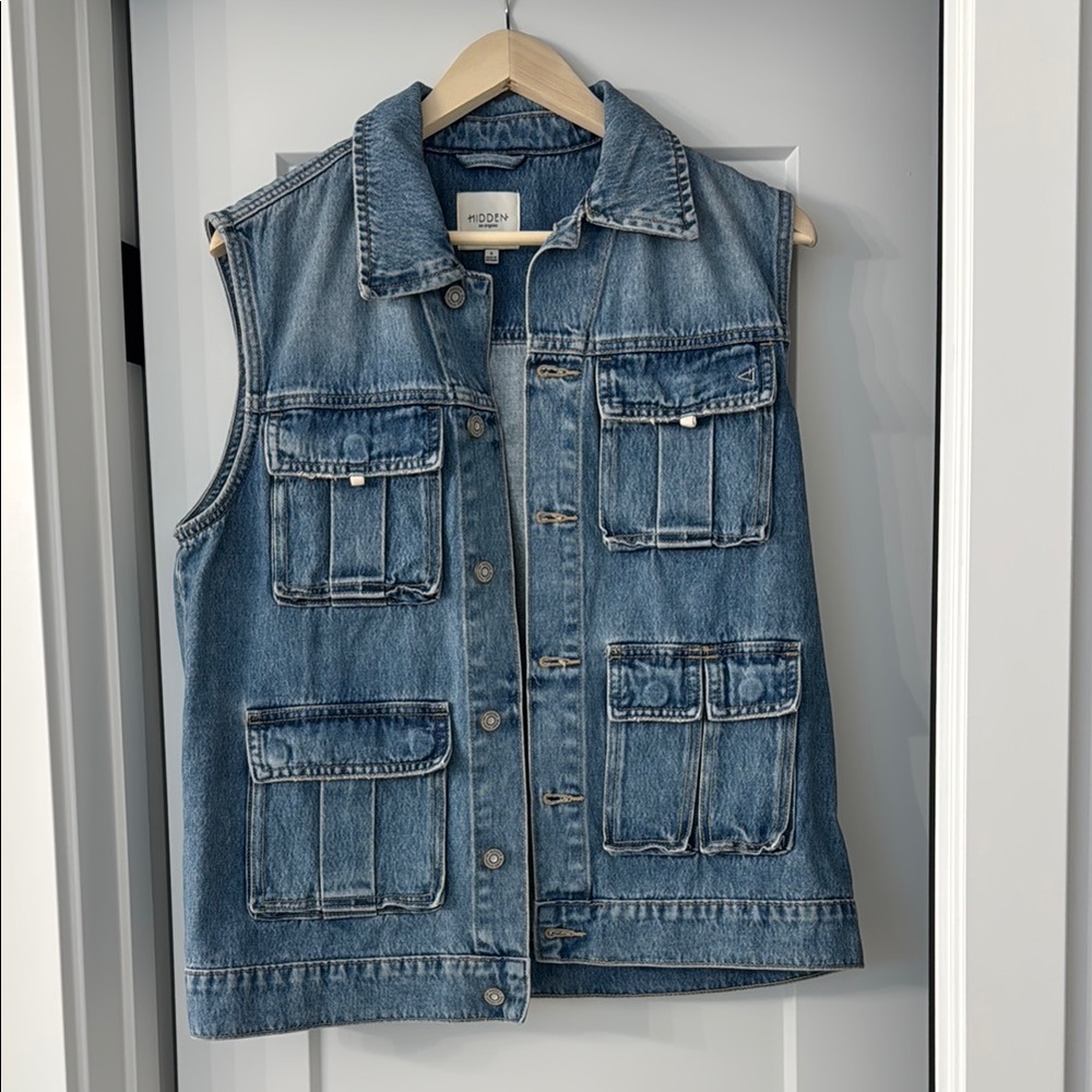Hidden denim vest size small